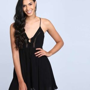 Forever 21 Above the Knee Black Dress